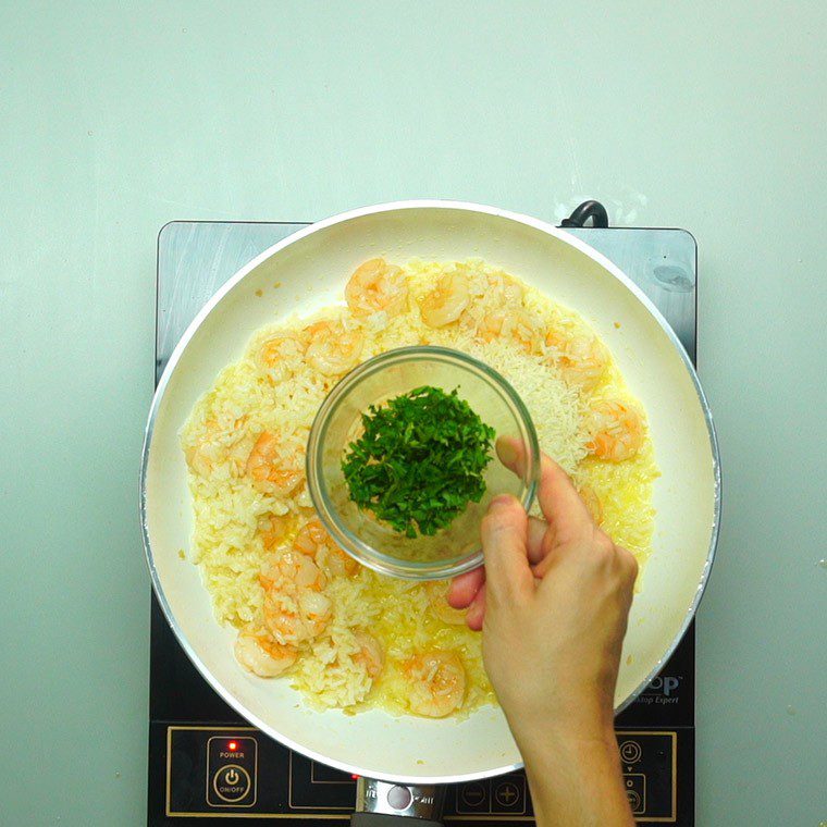 garlic-butter-shrimp-and-rice-7