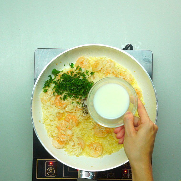 garlic-butter-shrimp-and-rice-8