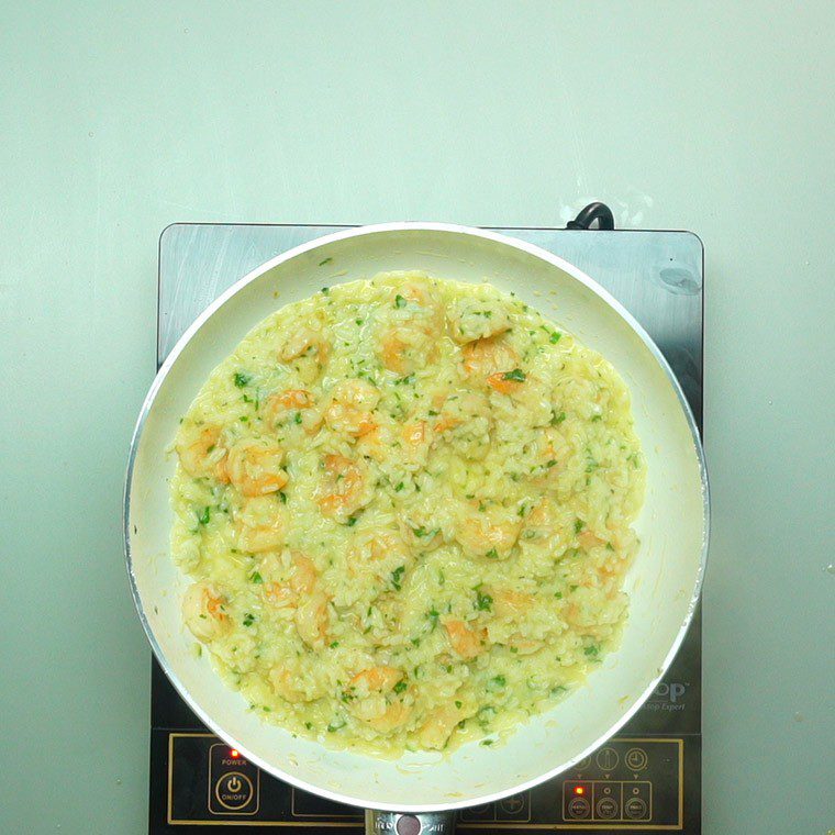 garlic-butter-shrimp-and-rice-9