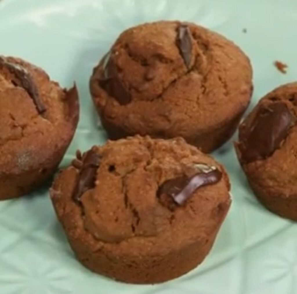Chocolate Quinoa Mini Muffins Recipe