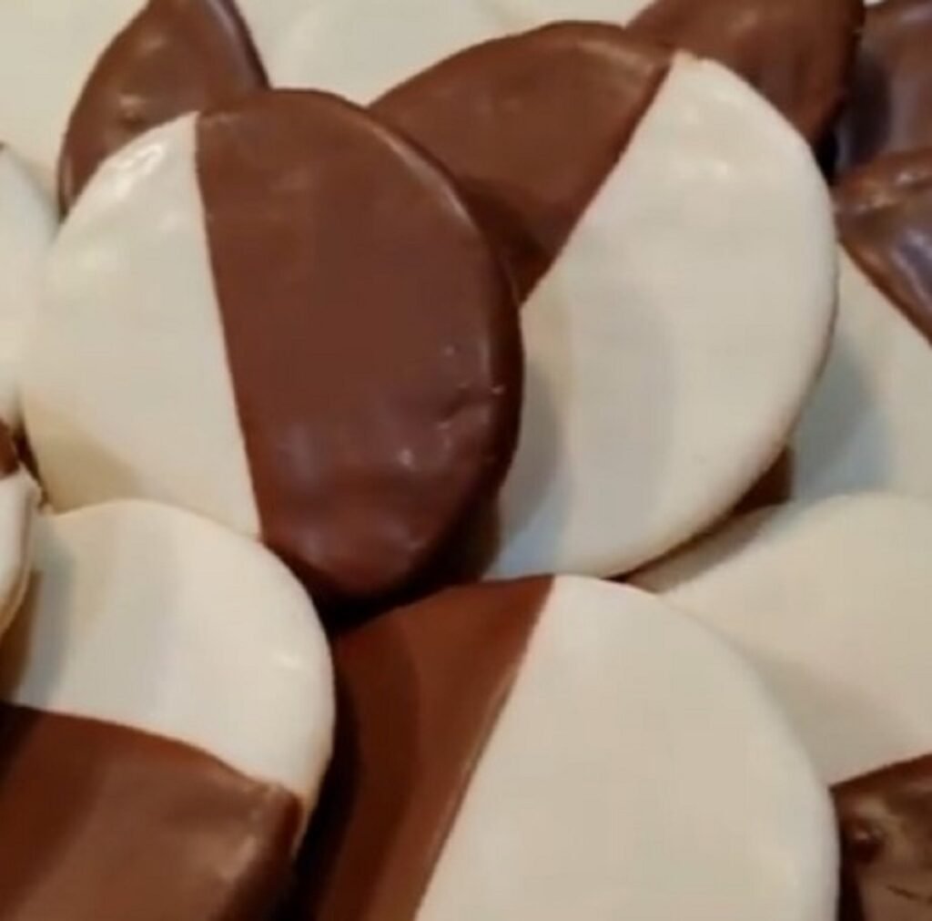Classic Black and White Cookies Recipe