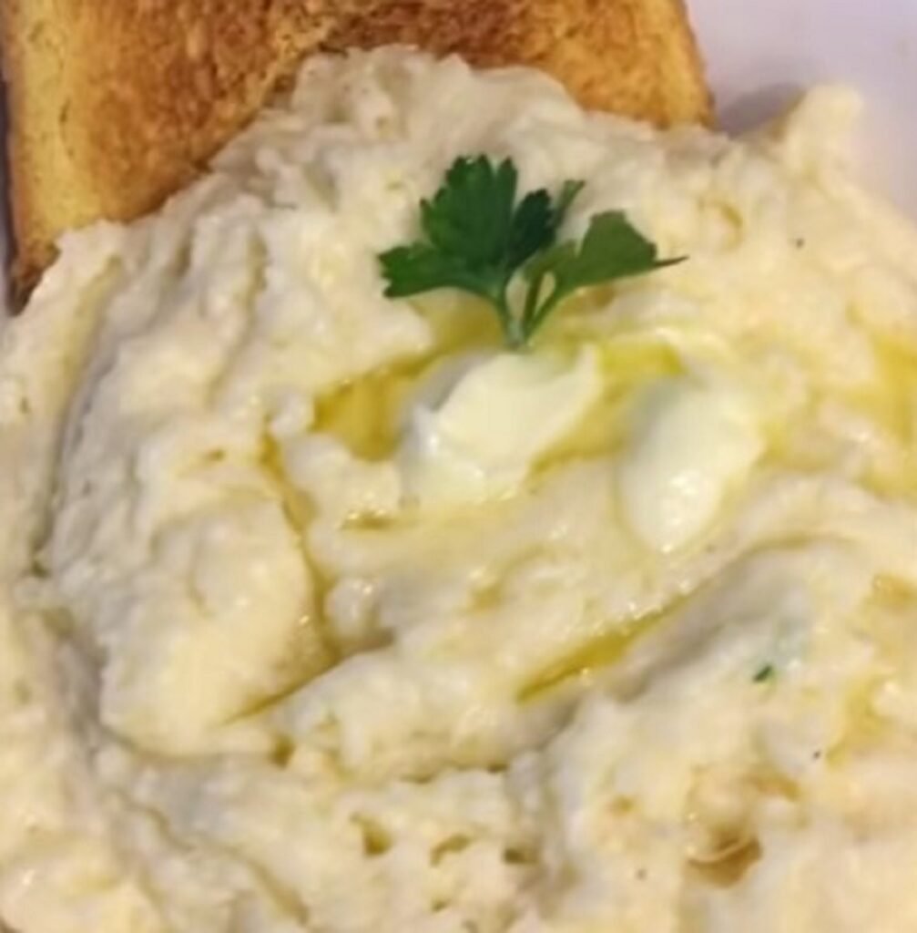 Creamy Cheesy Grits Recipe