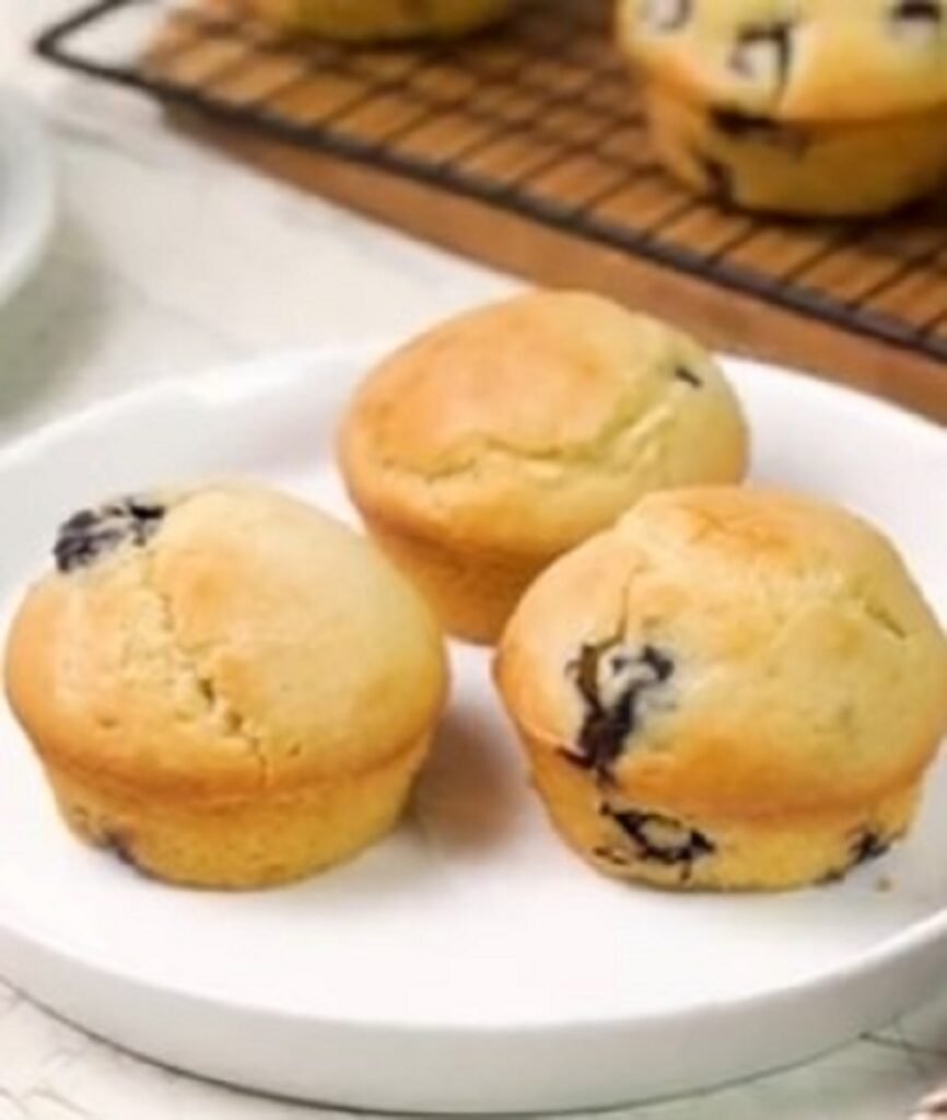 Fluffy Bisquick Blueberry Muffins Recipe
