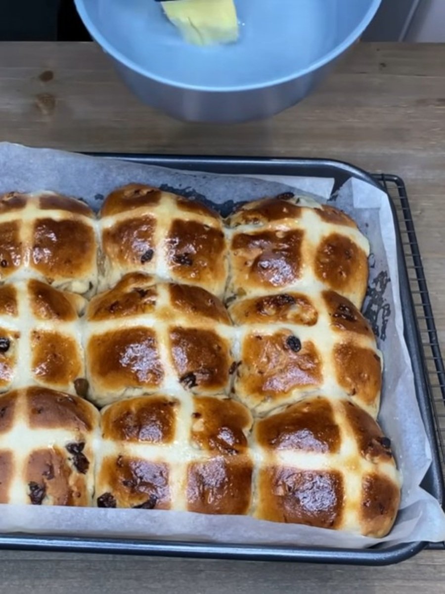 Easter Hot Cross Buns Recipe
