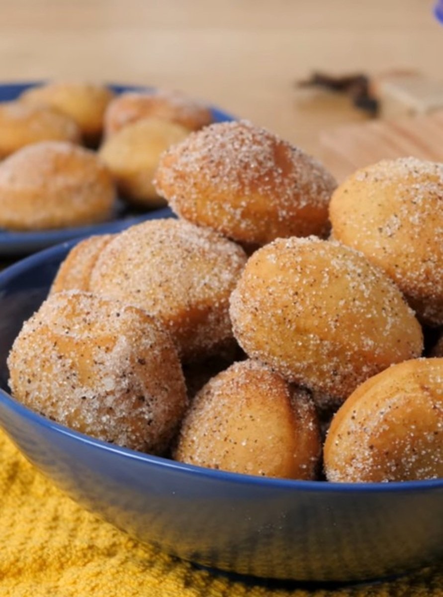 Cinnamon-Sugar Donut Holes Recipe