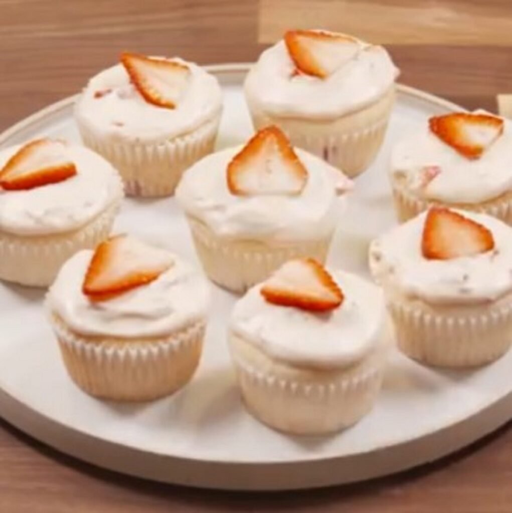 Strawberry Champagne Cupcakes Recipe